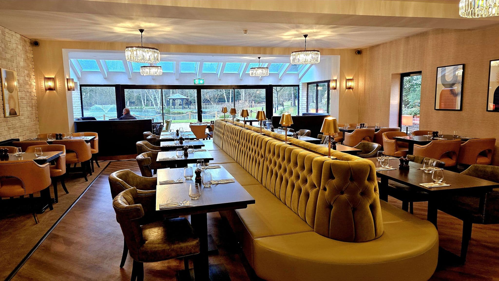 Lakeside restaurant