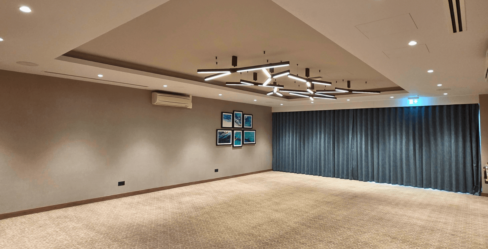Wentworth Suite at Holiday Inn Gatwick Worth