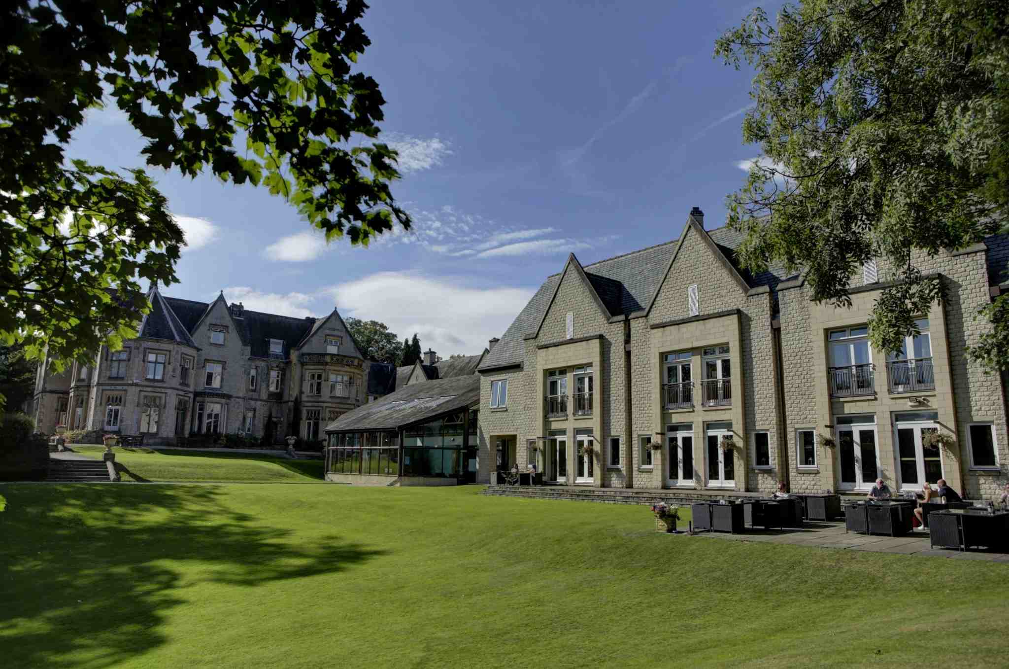 Exterior view of Kenwood Hall Hotel.