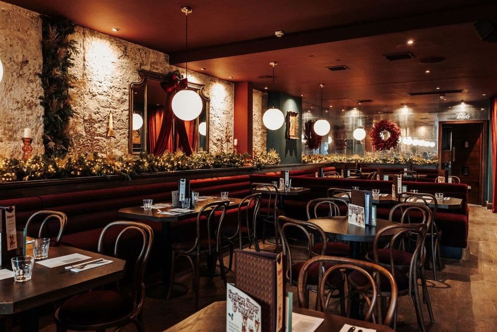 Òran Mór function room